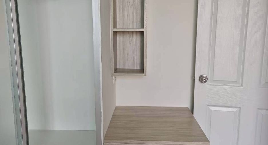For rent 2 bedrooms condo in Bang Kho Laem, Bangkok