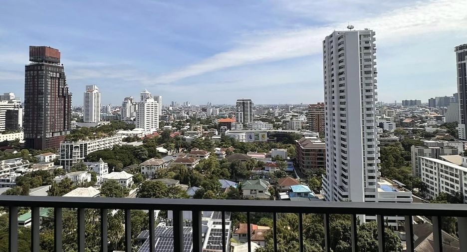 Condo en alquiler de 2 habitaciones en Watthana, Bangkok