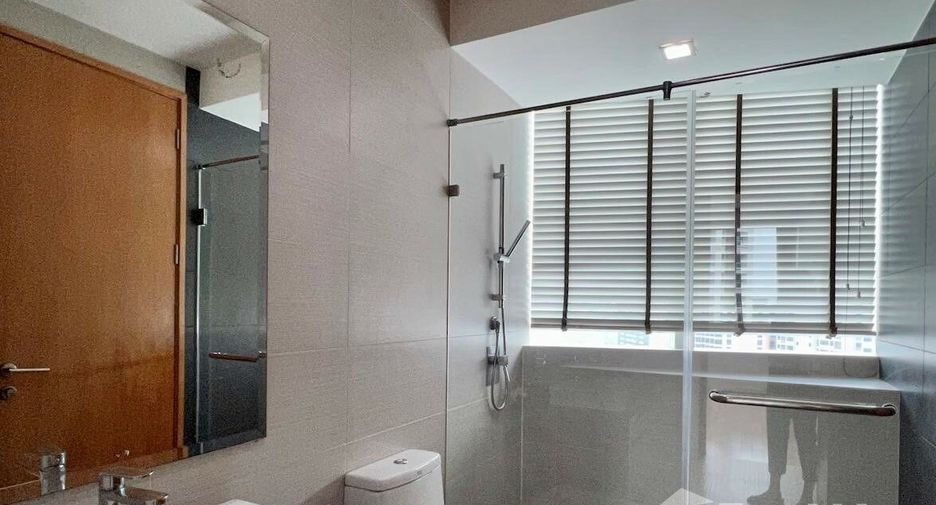 Condo en alquiler de 3 habitaciones en Khlong Toei, Bangkok