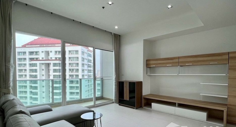 Condo en alquiler de 3 habitaciones en Khlong Toei, Bangkok