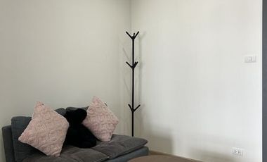 Condo en alquiler de 1 habitaciones en Huai Khwang, Bangkok