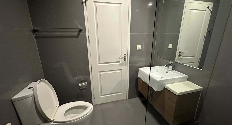 Condo en alquiler de 1 habitaciones en Sathon, Bangkok