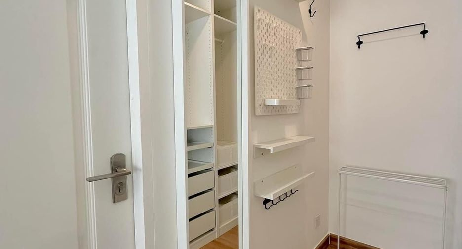 For rent 1 bed condo in Pathum Wan, Bangkok