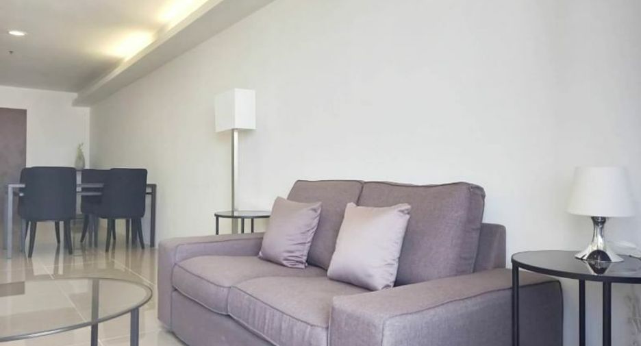 For rent 2 bedrooms condo in Khlong Toei, Bangkok