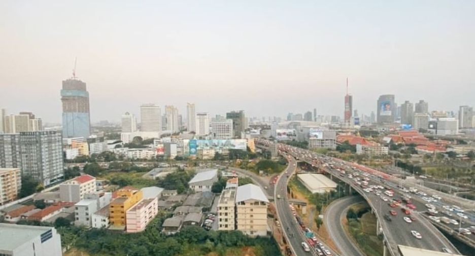 出租 1 卧室 公寓 在 Huai Khwang, 曼谷