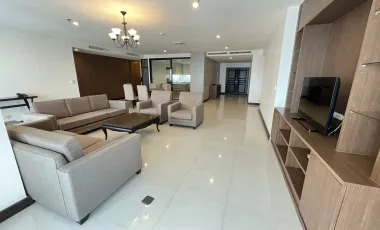 À louer 4 chambres appartement à Watthana, Bangkok