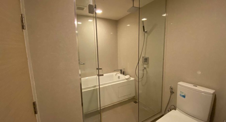 Condo en alquiler de 2 habitaciones en Khlong Toei, Bangkok