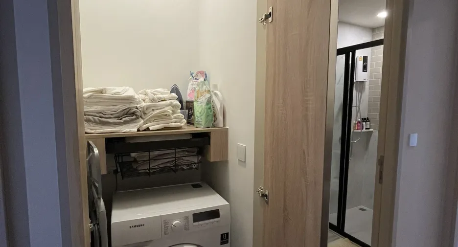 For rent 2 bedrooms condo in Ratchathewi, Bangkok