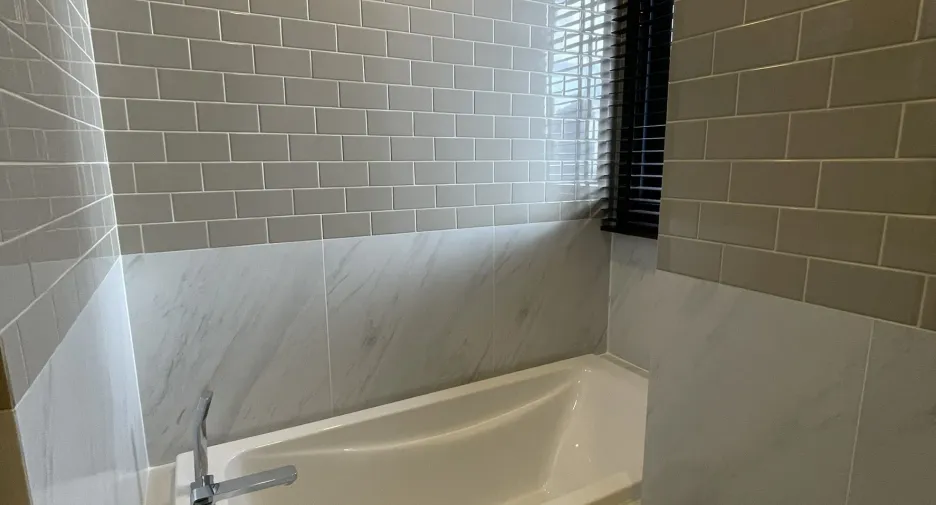 For rent 2 bedrooms condo in Ratchathewi, Bangkok