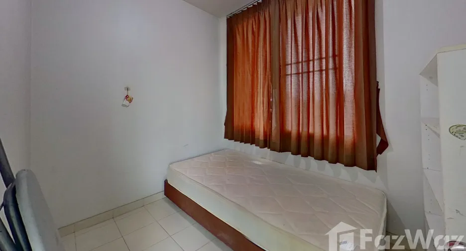 Condo en alquiler de 4 habitaciones en Watthana, Bangkok