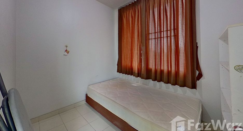 For rent 4 bedrooms condo in Watthana, Bangkok