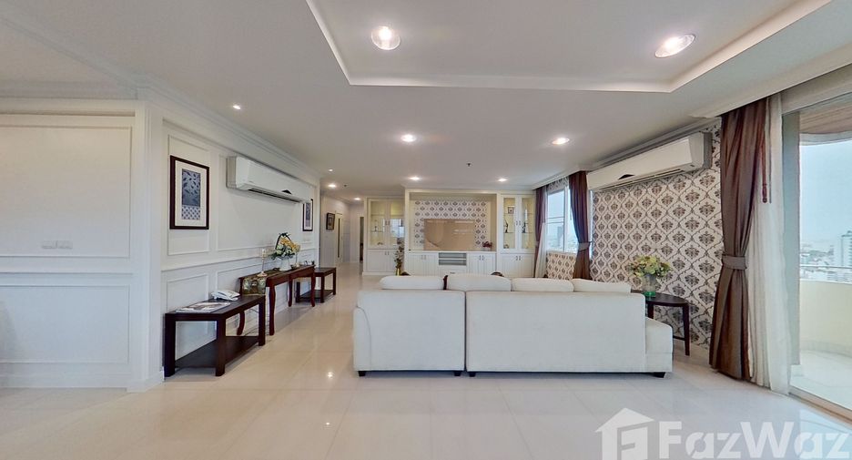 Condo en alquiler de 4 habitaciones en Watthana, Bangkok