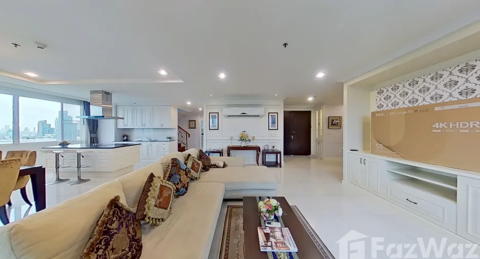 Condo en alquiler de 4 habitaciones en Watthana, Bangkok