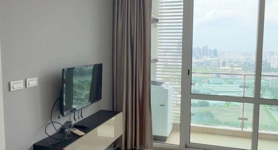 Wohnung zur Miete mit 1 Zimmer in Huai Khwang, Bangkok