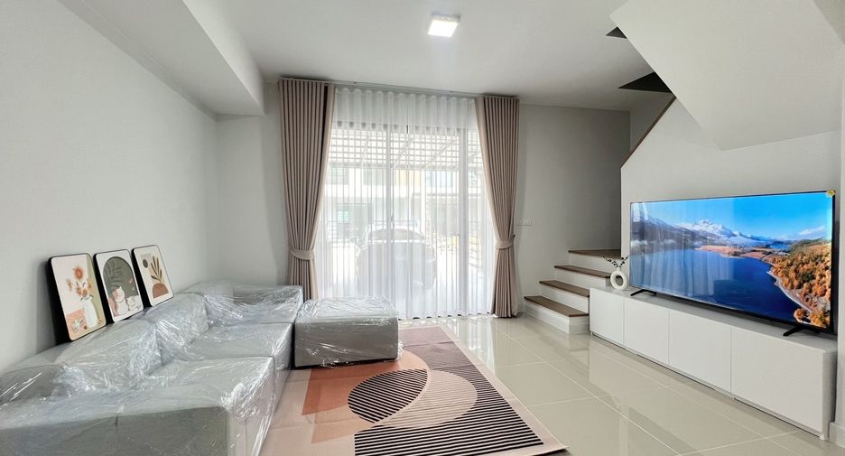 Reihenhaus zur Miete mit 3 Zimmer in Bang Phli, Samut Prakan