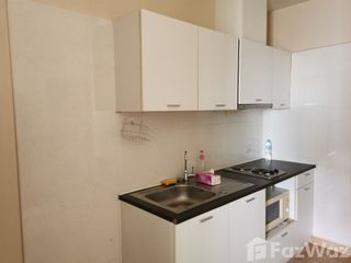 Wohnung zur Miete mit Studio in Khlong San, Bangkok