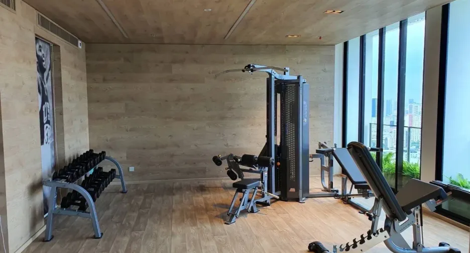 For rent 1 bed condo in Watthana, Bangkok