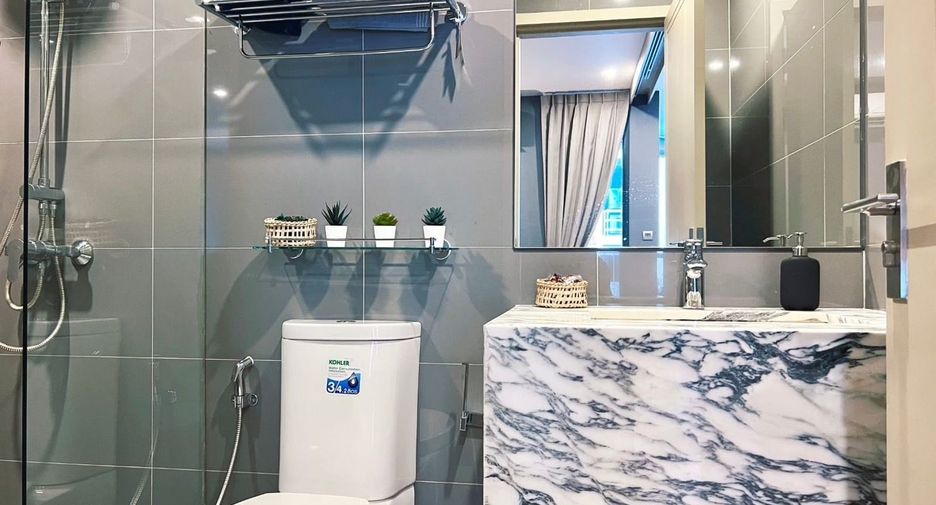 For rent 1 bed condo in Pathum Wan, Bangkok