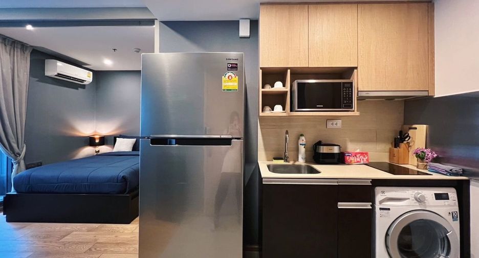 For rent 1 bed condo in Pathum Wan, Bangkok