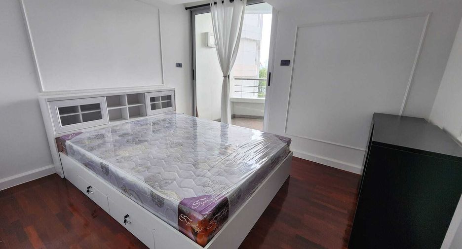 For rent 2 bedrooms condo in Bang Kho Laem, Bangkok