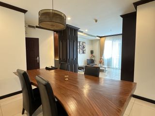 Condo en alquiler de 3 habitaciones en Watthana, Bangkok