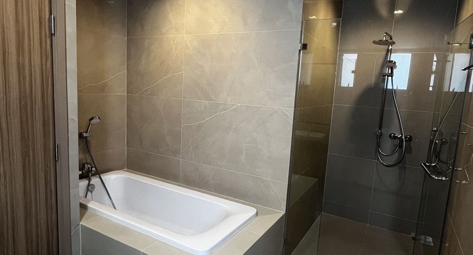 For rent 2 ベッドルーム apartment in Khlong Toei, Bangkok