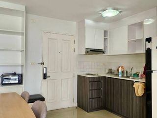 For rent 2 bedrooms condo in Pathum Wan, Bangkok