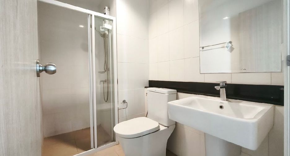 For rent 2 bedrooms condo in Mueang Samut Prakan, Samut Prakan