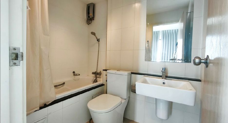 For rent 2 bedrooms condo in Mueang Samut Prakan, Samut Prakan