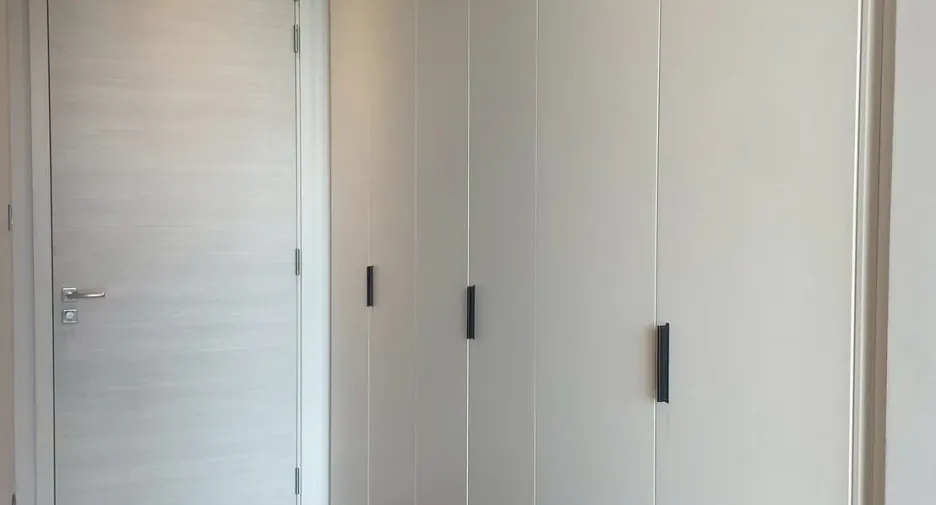 À louer 2 chambres condo à Pathum Wan, Bangkok