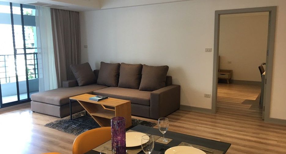 For rent 2 bedrooms condo in Watthana, Bangkok