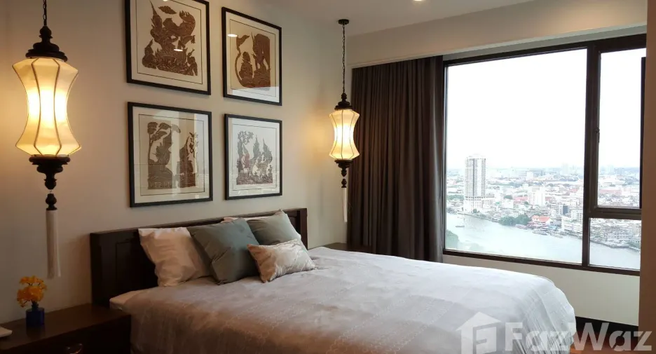 For rent 2 bedrooms condo in Khlong San, Bangkok