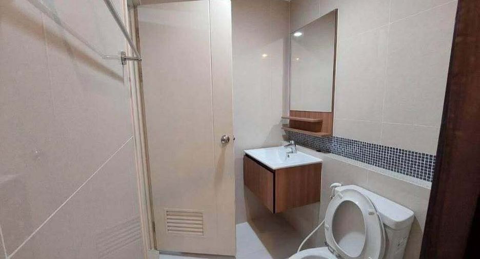 For rent 2 bedrooms condo in Bang Khae, Bangkok
