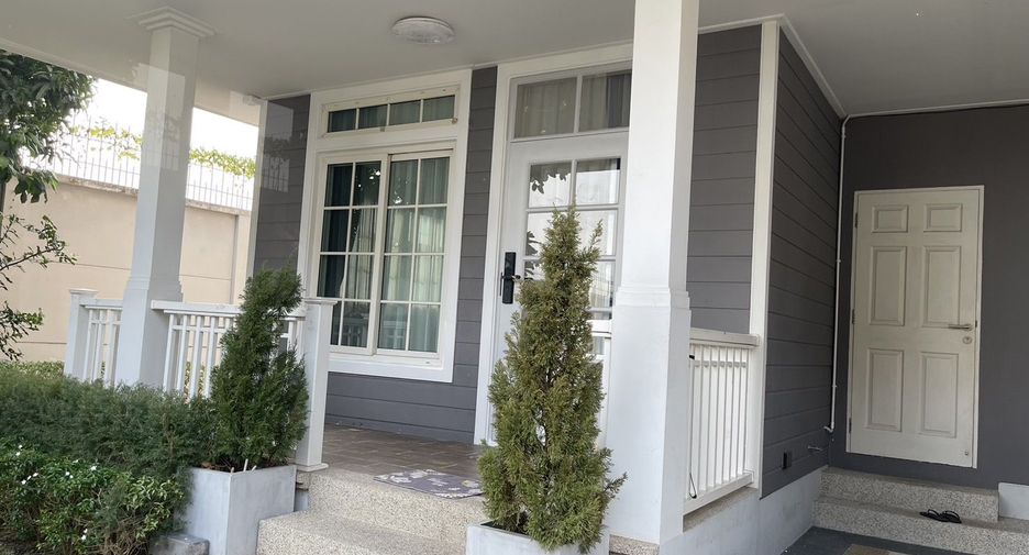 For rent 3 bedrooms house in Khlong Sam Wa, Bangkok