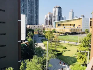 Wohnung zur Miete mit 1 Zimmer in Suan Luang, Bangkok