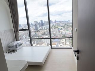 For rent 2 bedrooms condo in Ratchathewi, Bangkok