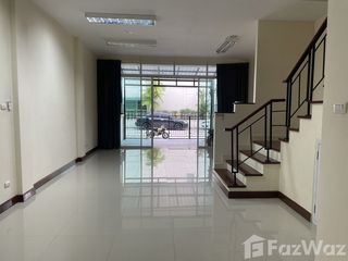 Reihenhaus zur Miete mit 3 Zimmer in Bang Kapi, Bangkok