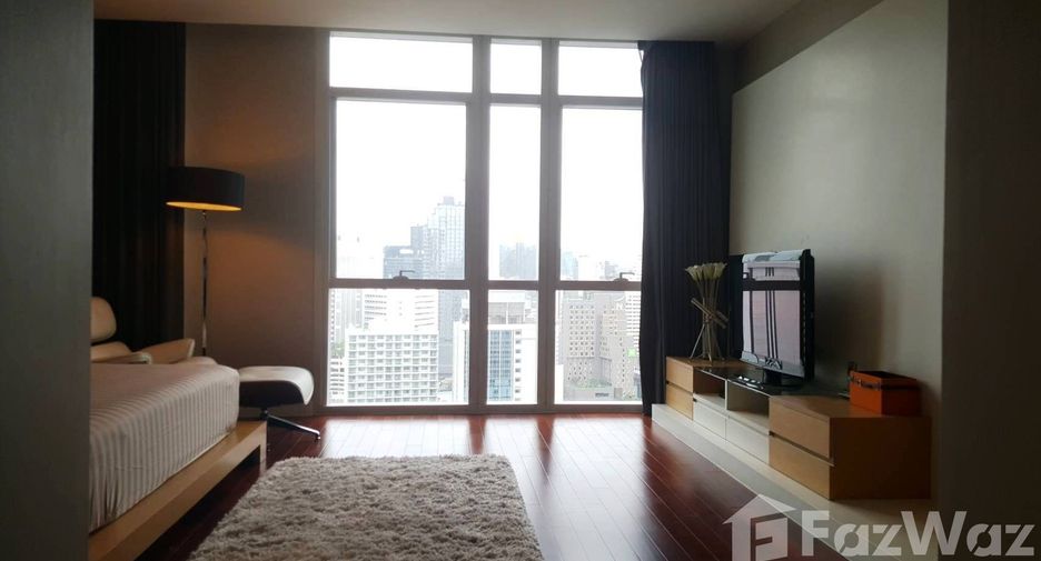 Wohnung zur Miete mit 3 Zimmer in Pathum Wan, Bangkok