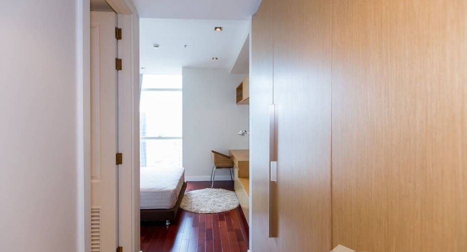 Wohnung zur Miete mit 3 Zimmer in Pathum Wan, Bangkok