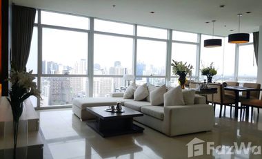 For rent 3 bedrooms condo in Pathum Wan, Bangkok