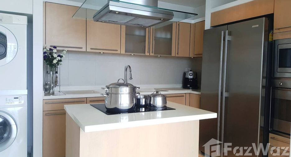Wohnung zur Miete mit 3 Zimmer in Pathum Wan, Bangkok