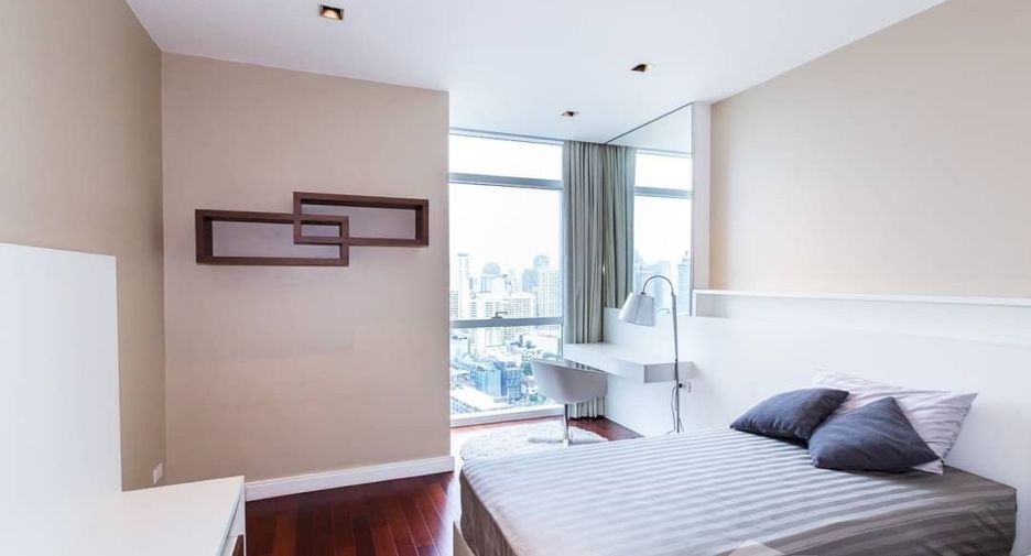 Wohnung zur Miete mit 3 Zimmer in Pathum Wan, Bangkok