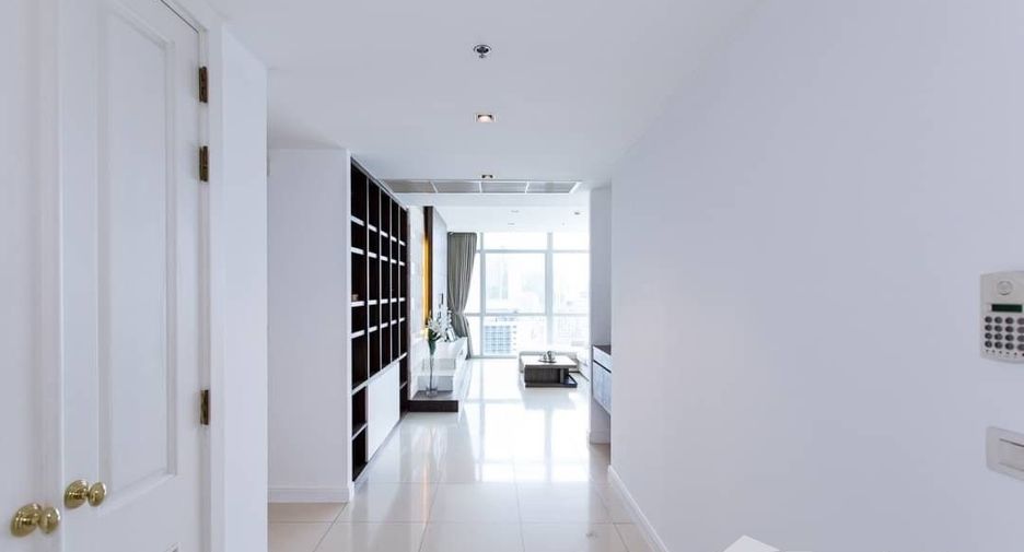 Wohnung zur Miete mit 3 Zimmer in Pathum Wan, Bangkok