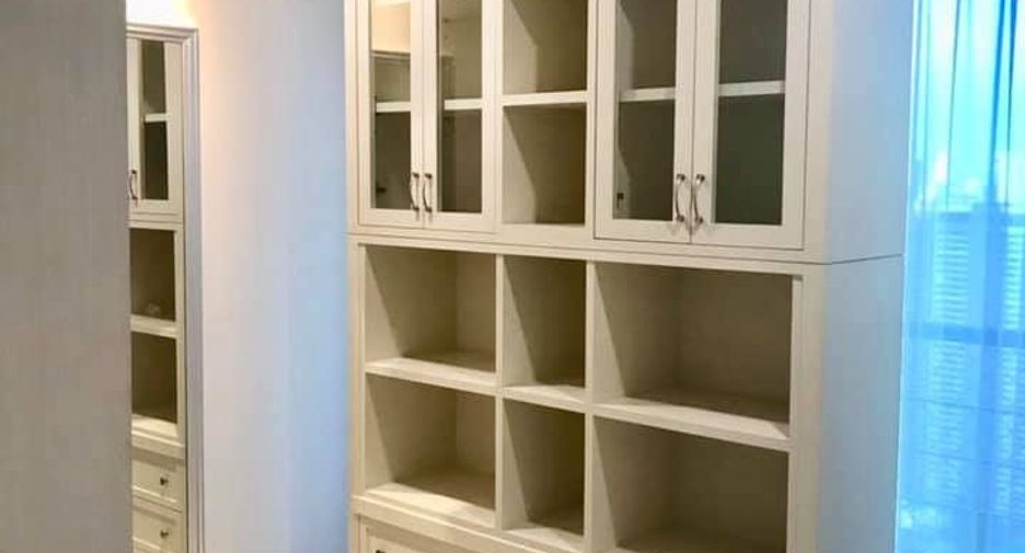 For rent 2 bedrooms condo in Sathon, Bangkok