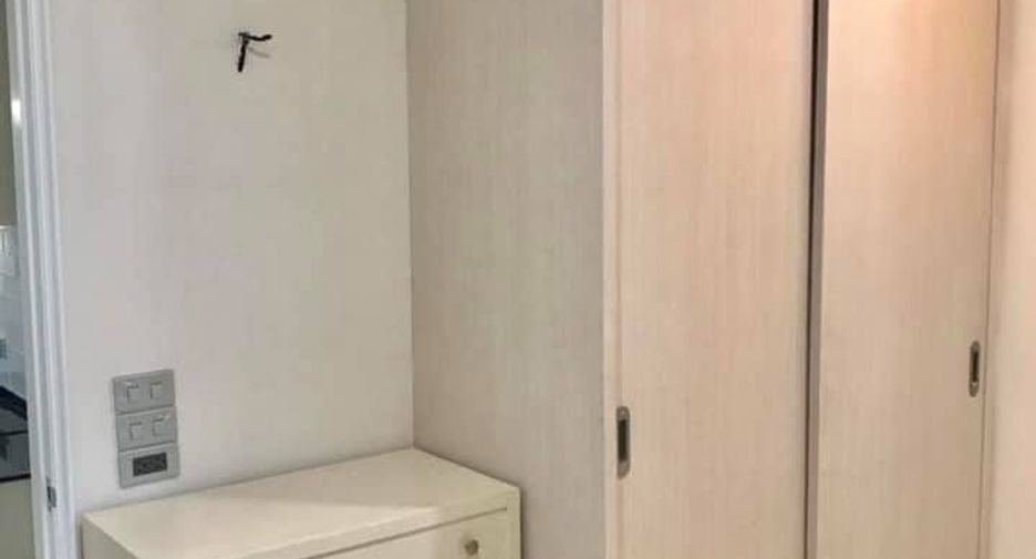 For rent 2 bedrooms condo in Sathon, Bangkok