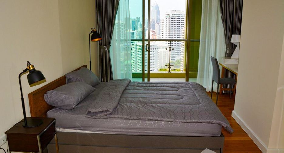 À louer 3 chambres condo à Khlong Toei, Bangkok
