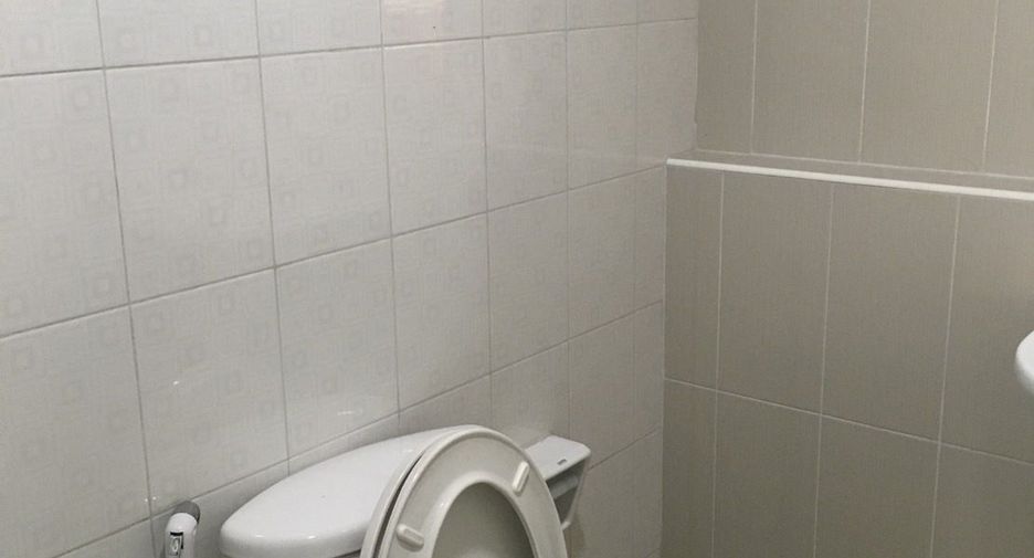 For rent 1 bed condo in Phra Khanong, Bangkok