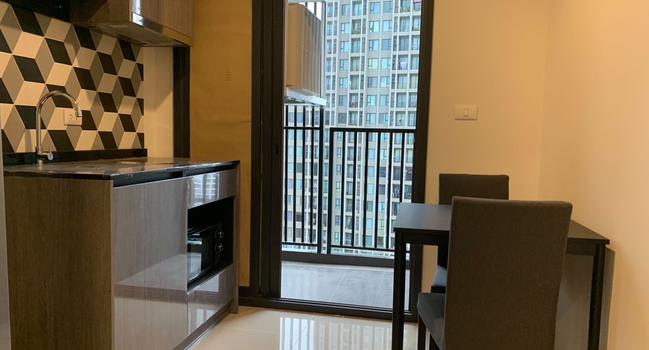 For rent studio condo in Watthana, Bangkok