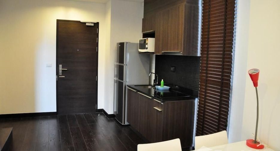 For rent 1 bed condo in Ratchathewi, Bangkok