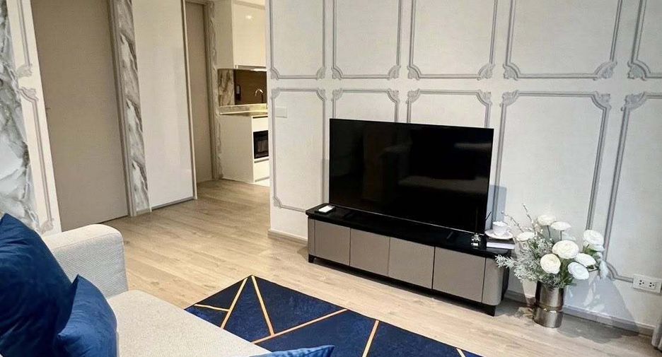 For rent 2 bedrooms condo in Khlong Toei, Bangkok